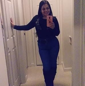 Meet your Posher, Chesca